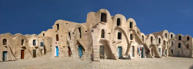 Foto op Plexiglas karavanserai in de woestijn van tunesië © joël BEHR
