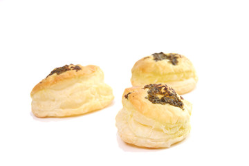 pesto pastry puffs