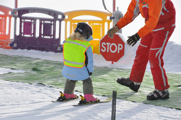 kind macht skischule