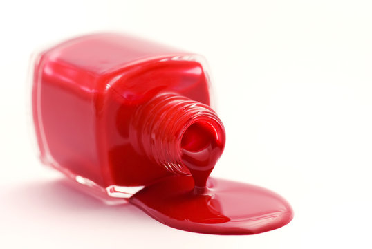 Roter Nagellack