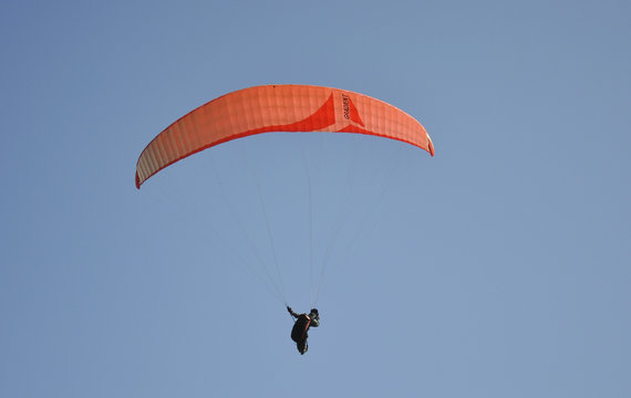 parapent rouge