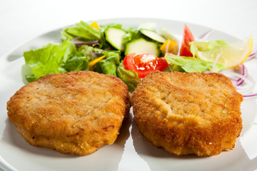 Fried pork chop with vegetables