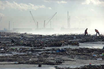 mareggiata sulla spiaggia