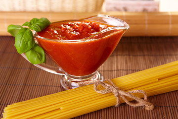 Spaghetti and tomato sauce