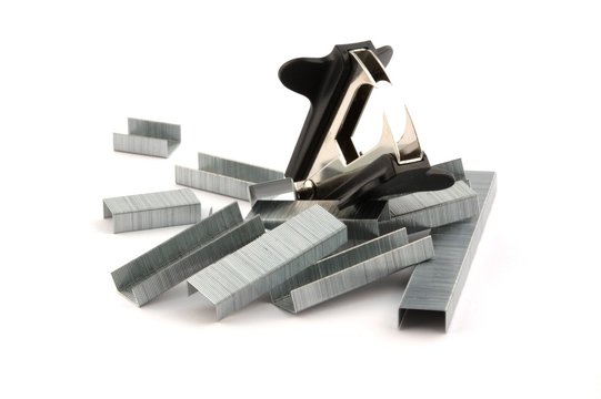 Victorious staple remover