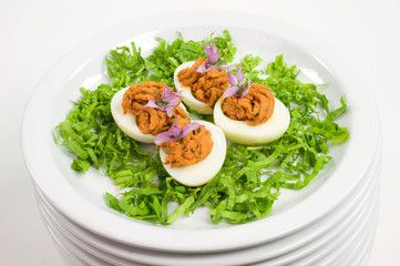 uova ripiene con tonno