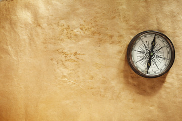 Fototapeta na wymiar paper with compass