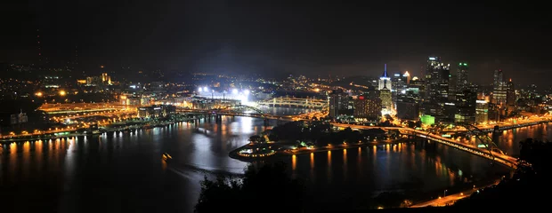 Foto op Plexiglas City of Pittsburgh at Night © R. Gino Santa Maria