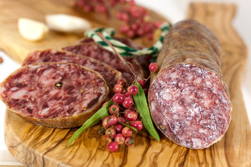 Gourmet Pepper Salami with garlic