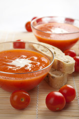 tomato soup over bamboo mat