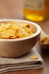 cornflakes in bowl