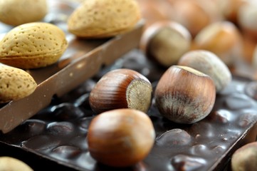 Mandeln, Haselnüsse