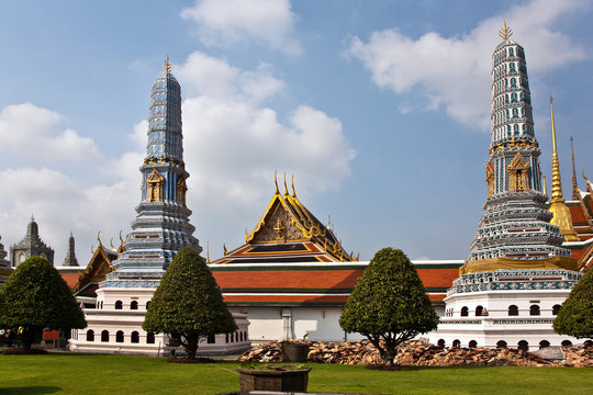 famous Prangs in the Grand Palace in Bangkok
