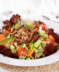 Vegetable salad with oyster mushroom