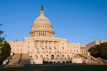 Obraz premium US Capitol at sunset