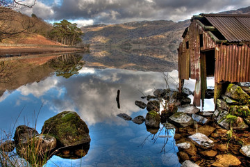 Llyn Gwynant reflections