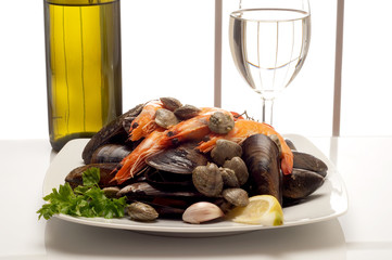 cozze con gamberi e vongole