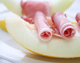 Honigmelone mit Schinken