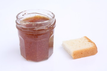 Jam of plum, apple and mint