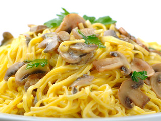 Tonnarelli funghi champignons