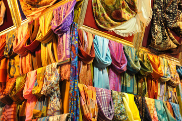 Bunte Tücher