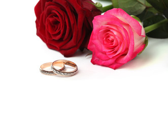 wedding rings and roses