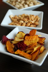 chips, noix de cajou, pistaches
