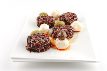 mozarella cheese and dark rice