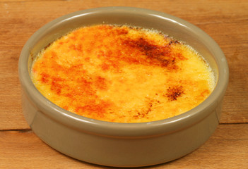 Creme brulee caramelized