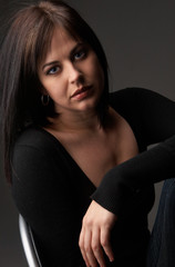 Naklejka premium Portrait of beautiful brunette woman