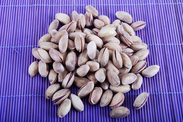 Pistaches (Pistacia)