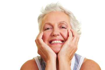Grinsende Seniorin