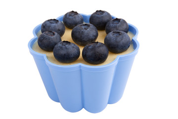 Vanillepudding mit Heidelbeeren