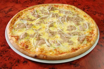 Photo sur Plexiglas Pizzeria Pizza au thon