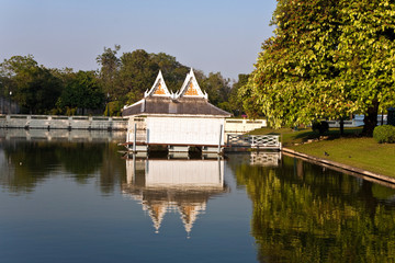 Obraz premium Bang Pa-In Aisawan Thipya-Art at the Royal Summer Palace