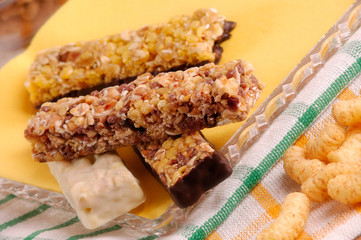 Cereal bars with decoration