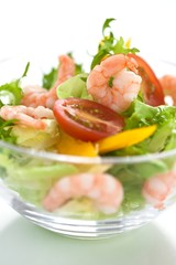 Salat mit Garnelen