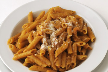 Penne rigate al pomodoro - Cucina italiana