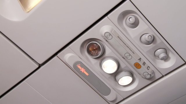 Flugzeug Innenraum / Schalter
