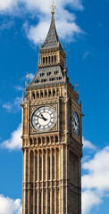 Fototapeta na wymiar The Big Ben Tower in London on a clear day