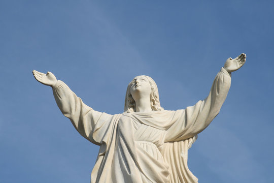 Statua di madonna