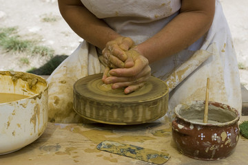 Vasaio al tornio