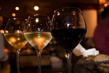 Cercles muraux Alcool verres de vin en gros plan
