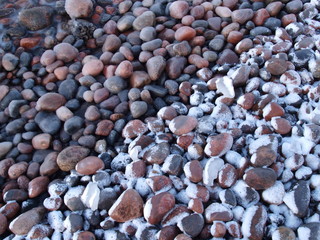 Freezing rocks at the shore