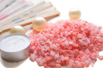 Salt for a bath, soap and a fan