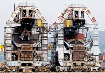 crane harbour