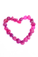 Herz aus Schmucksteinen