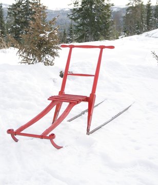 Traditional Scandianvian kicksled