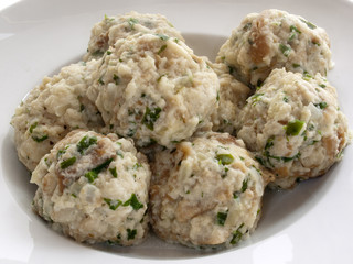 Semmelknödel