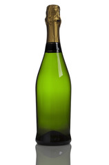 Champagnerflasche isoliert auf weiß